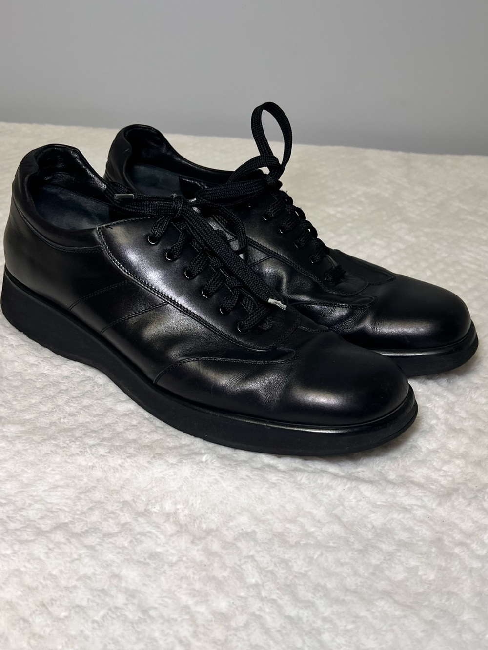 Salvatore Ferragamo Black Leather Lace-Up Oxfords